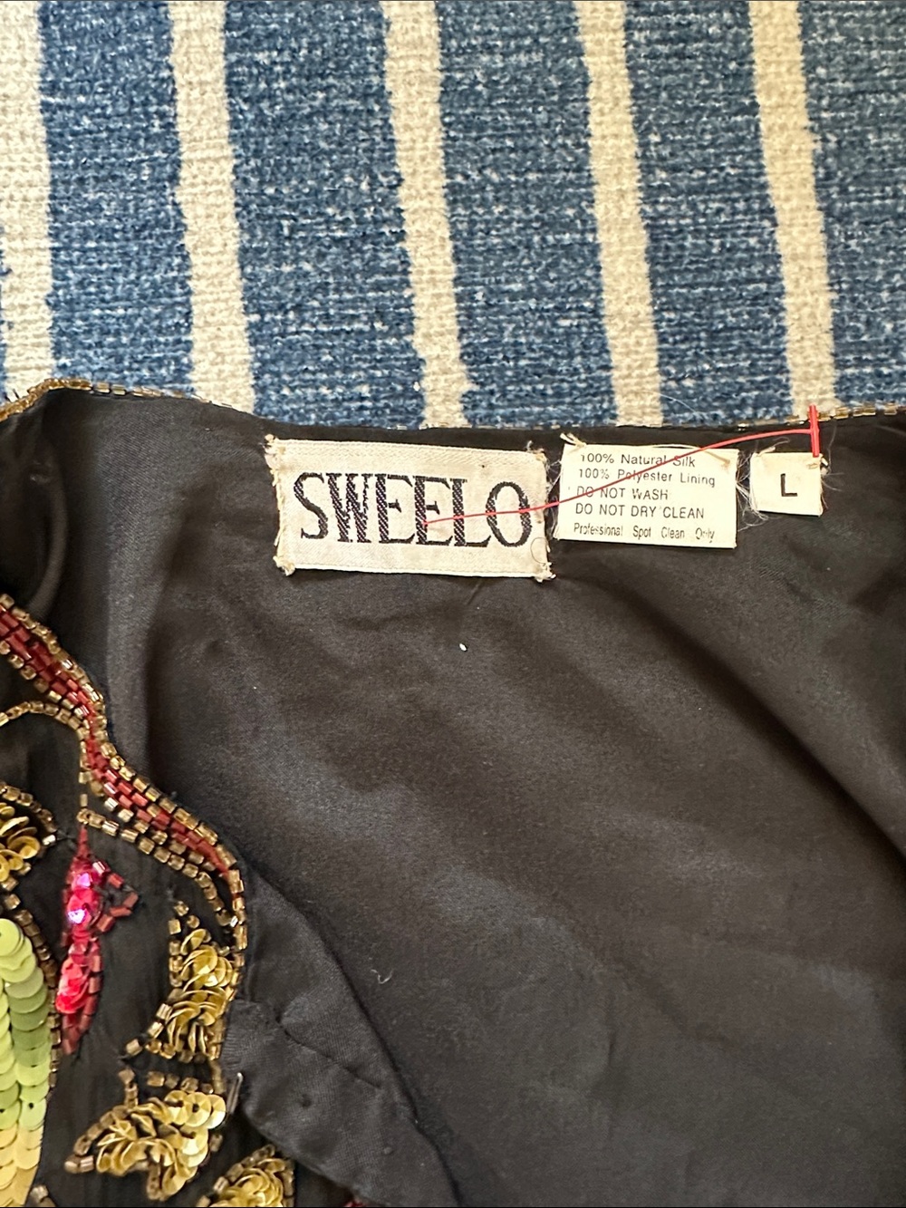 Vintage Sweelo silk and sequin jacket - Picture 3 of 4